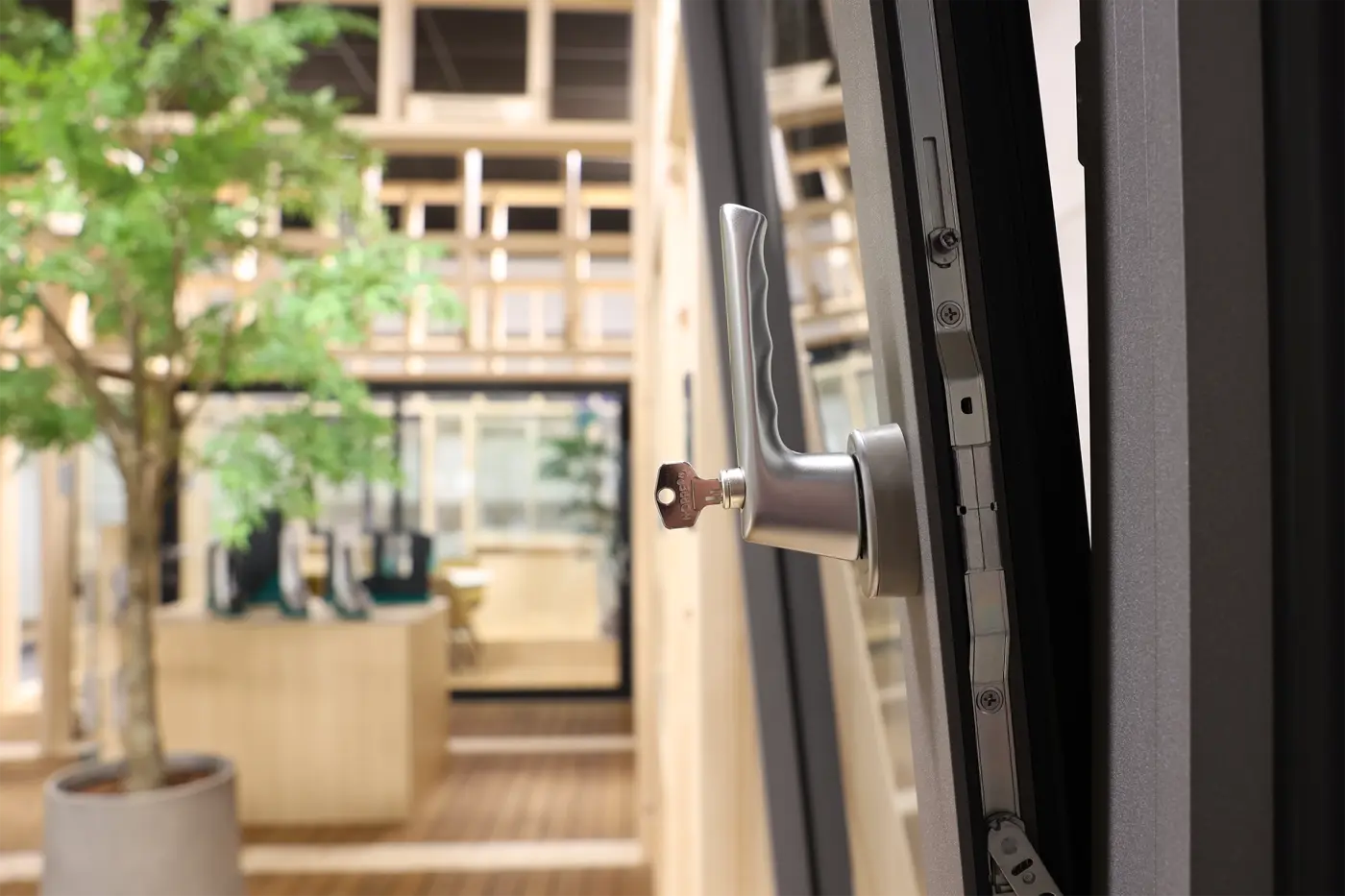 5 Stars View Tilt & Turn Window
